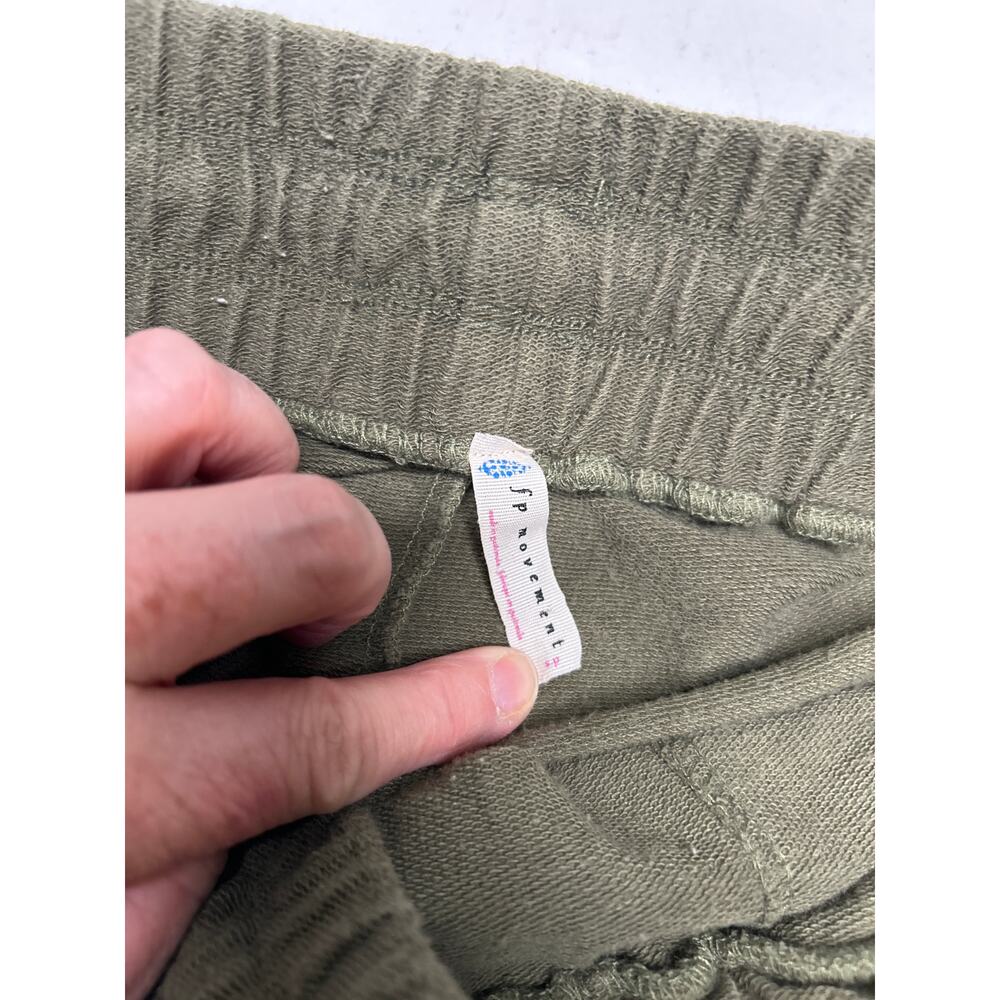 Free People Movement X Revolve Sunny Skinny Sweatpant in Everest Olive. Size S - Picture 7 of 7